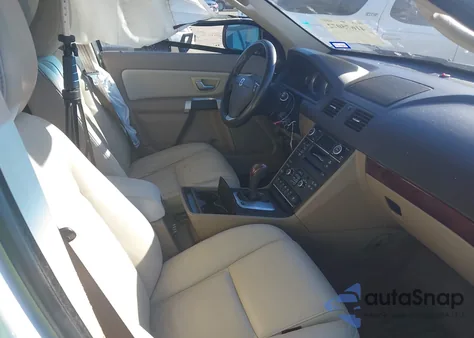 2014 Volvo Xc90 3.2 from USA, damaged, VIN YV4952CY6E1703087